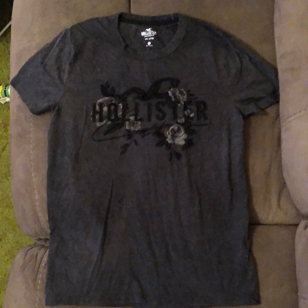 Hollister embroidered top size ZZ
